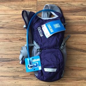 70 oz camelback